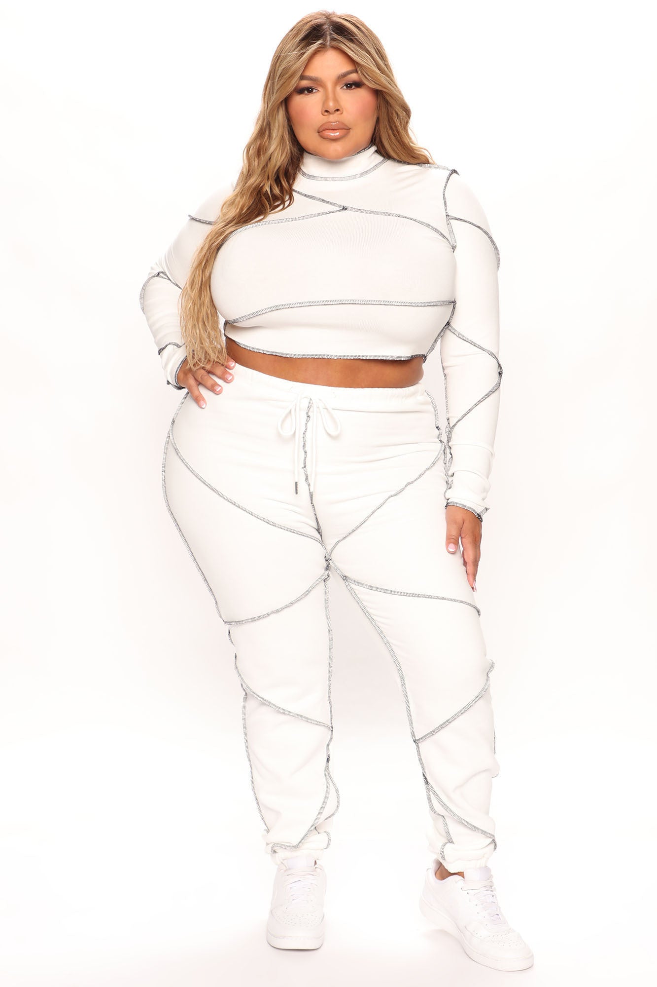 Mutual Feelings Jogger Set - White