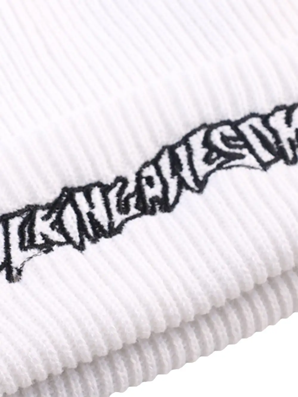 High Street Retro Tide Knitted Hat- 2022