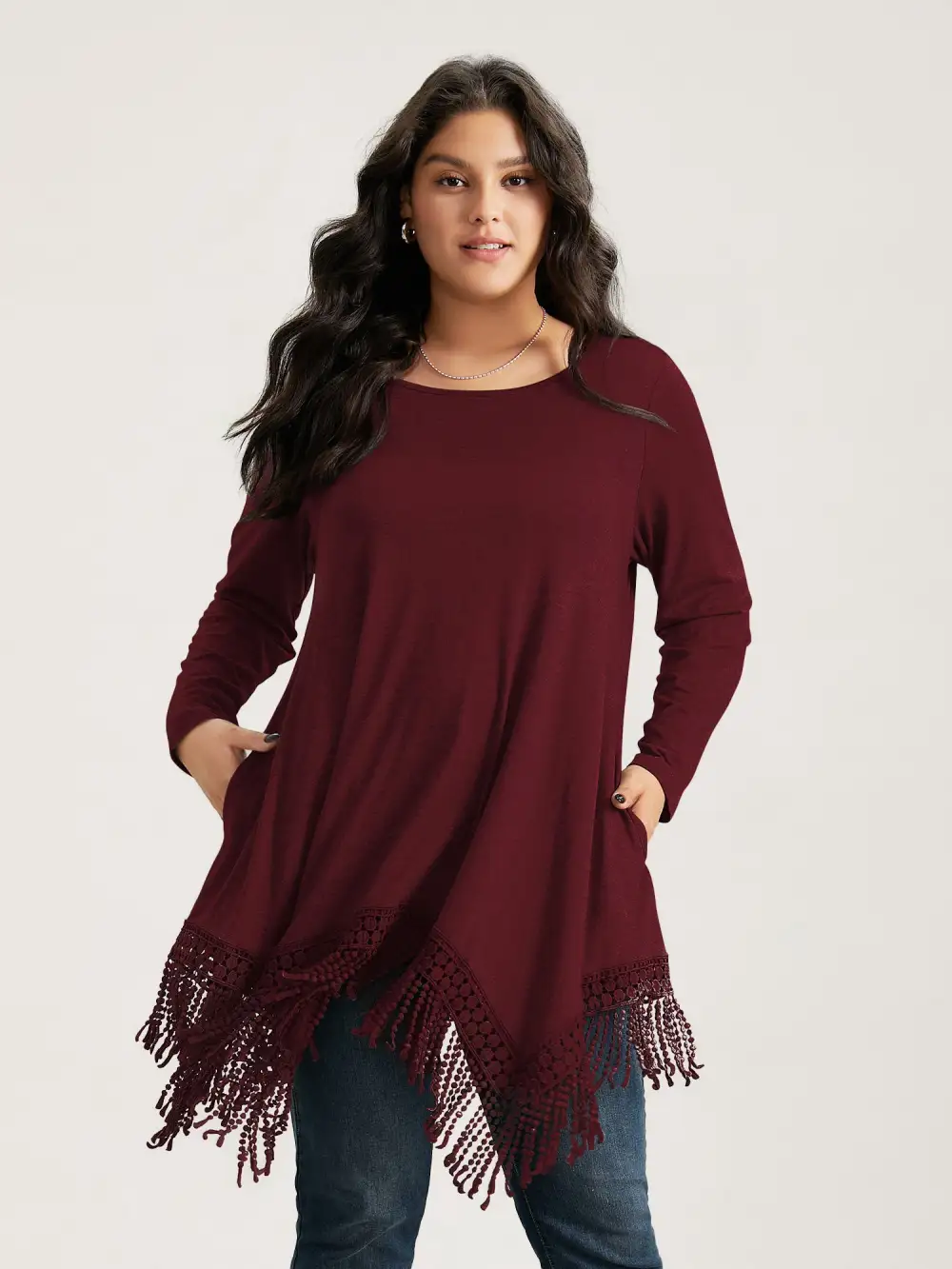 Solid Tassels Trim Pocket Asymmetrical Hem T-shirt