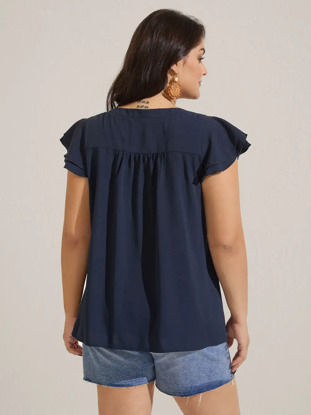 Solid Ruffle Trim Toothpick Pleat Blouse
