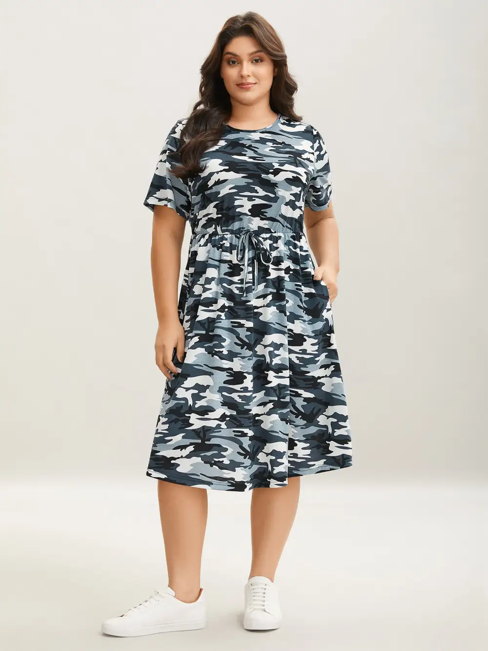 Camouflage Print Round Neck Pockets Midi Dress