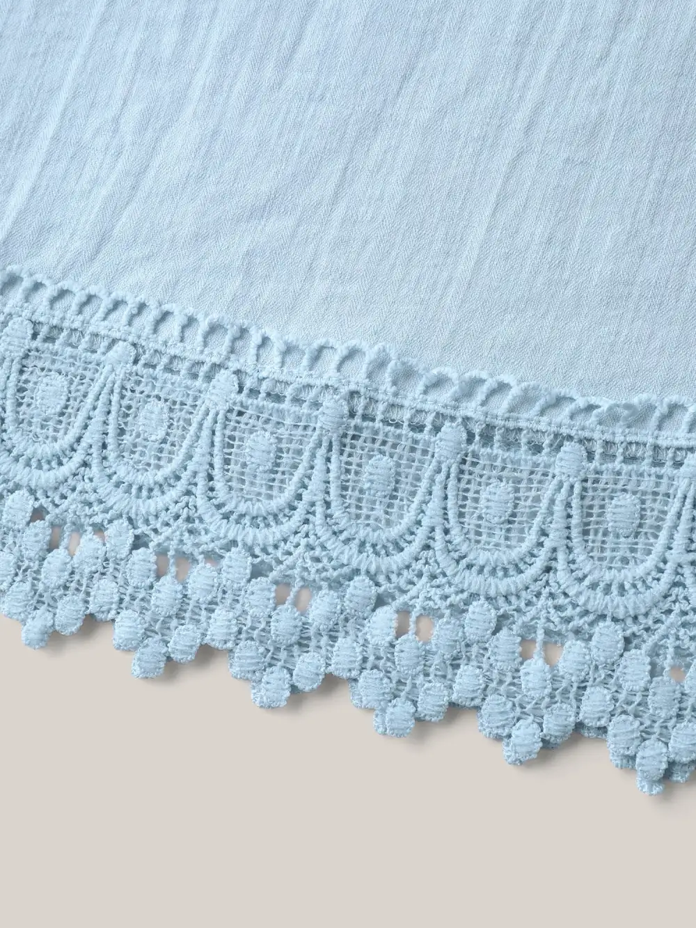 Lace Trim Spliced Solid Blouse