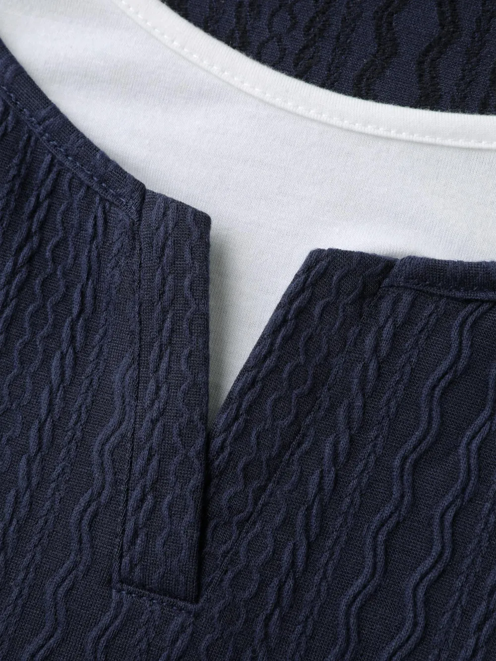 Textured Spliced Round Neck Solid T-Shirt