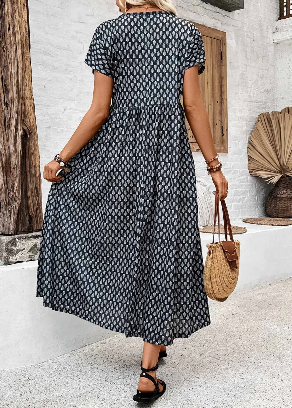 Black Pocket Geometric Print Short Sleeve V Neck Dress