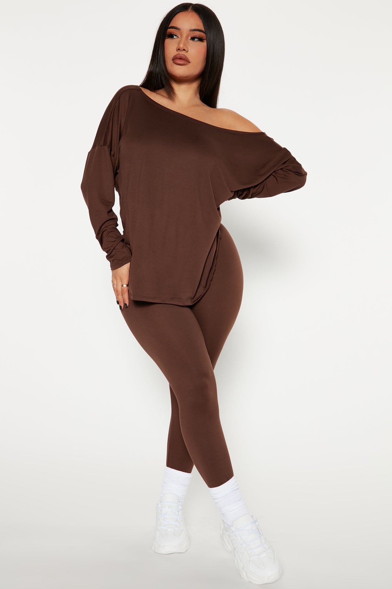 Don't Get This Twisted Pant Set - Brown