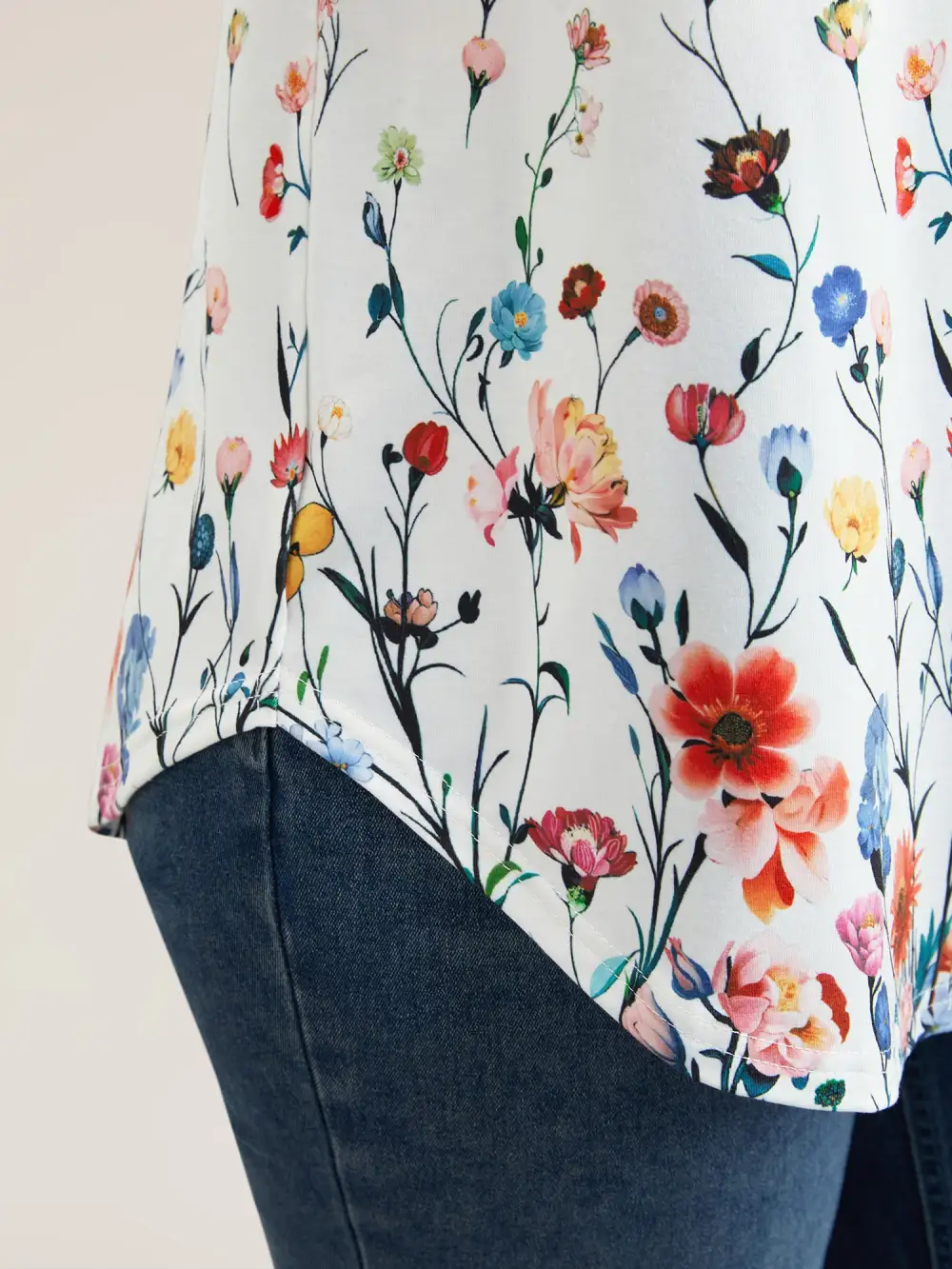 Blooming Flowers Print Stretchy Vest