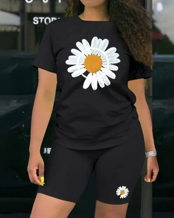Sunflower Print T-Shirt & Skinny Shorts Set