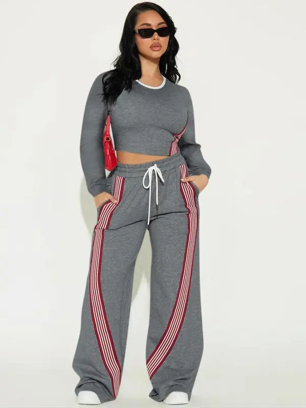 Women’s 2-Piece Activewear Set – Long Sleeve Top & Side Stripe Pants