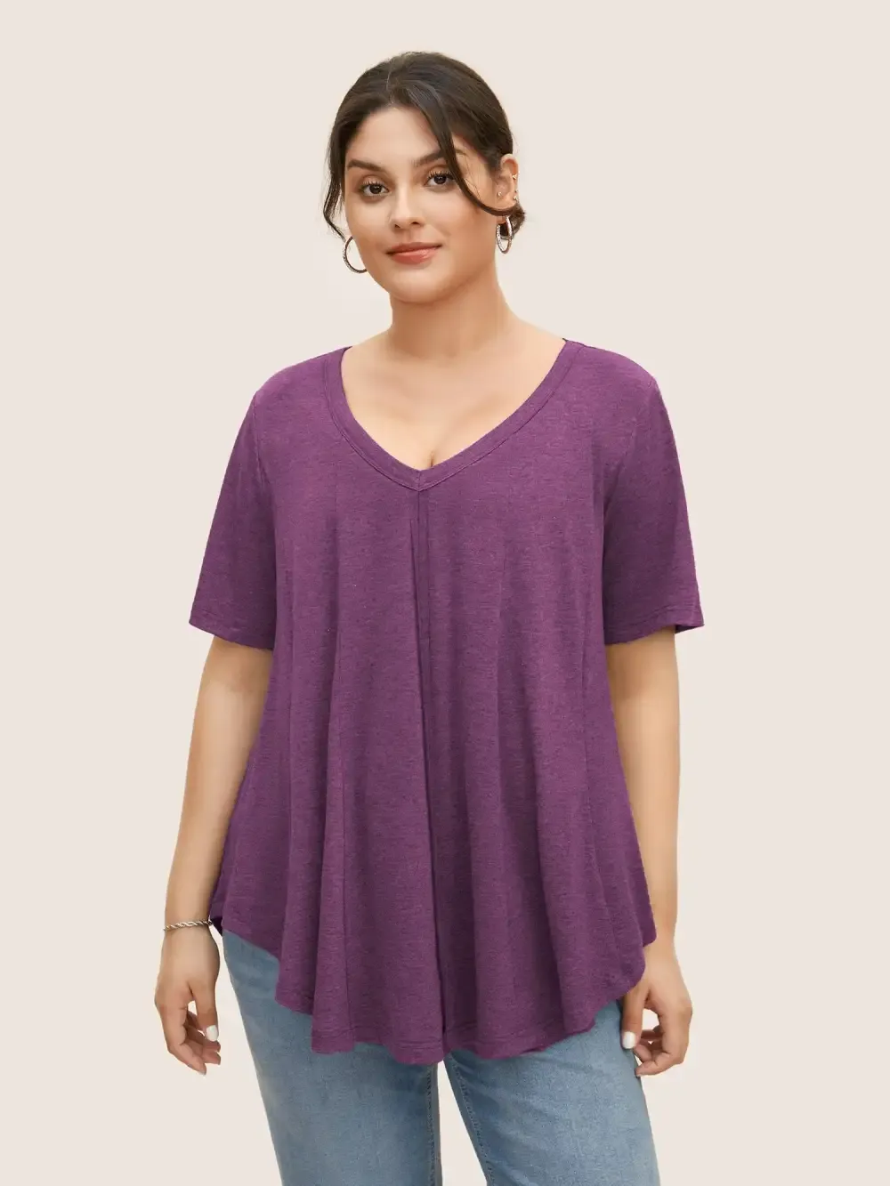 Solid Heather V Neck Curved Hem T-Shirt
