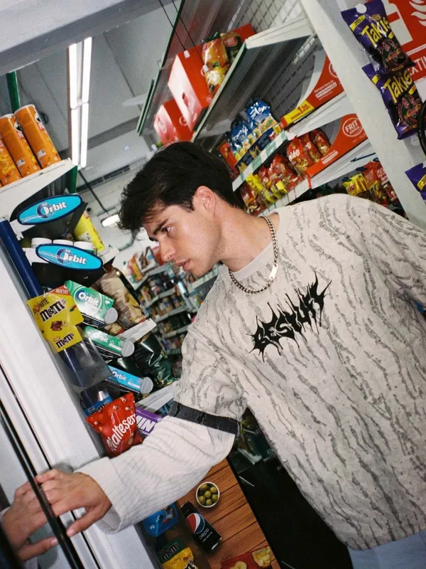 Faux Two-piece Distressed Woolen T-shirt - 2005