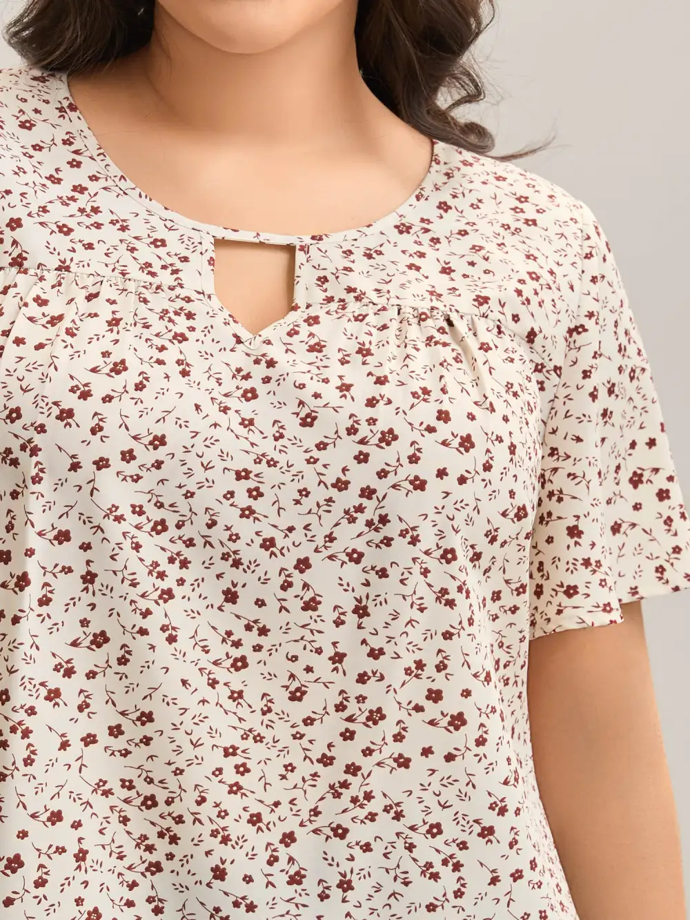 Ditsy Floral Print Lotus Leaf Sleeve Shirt