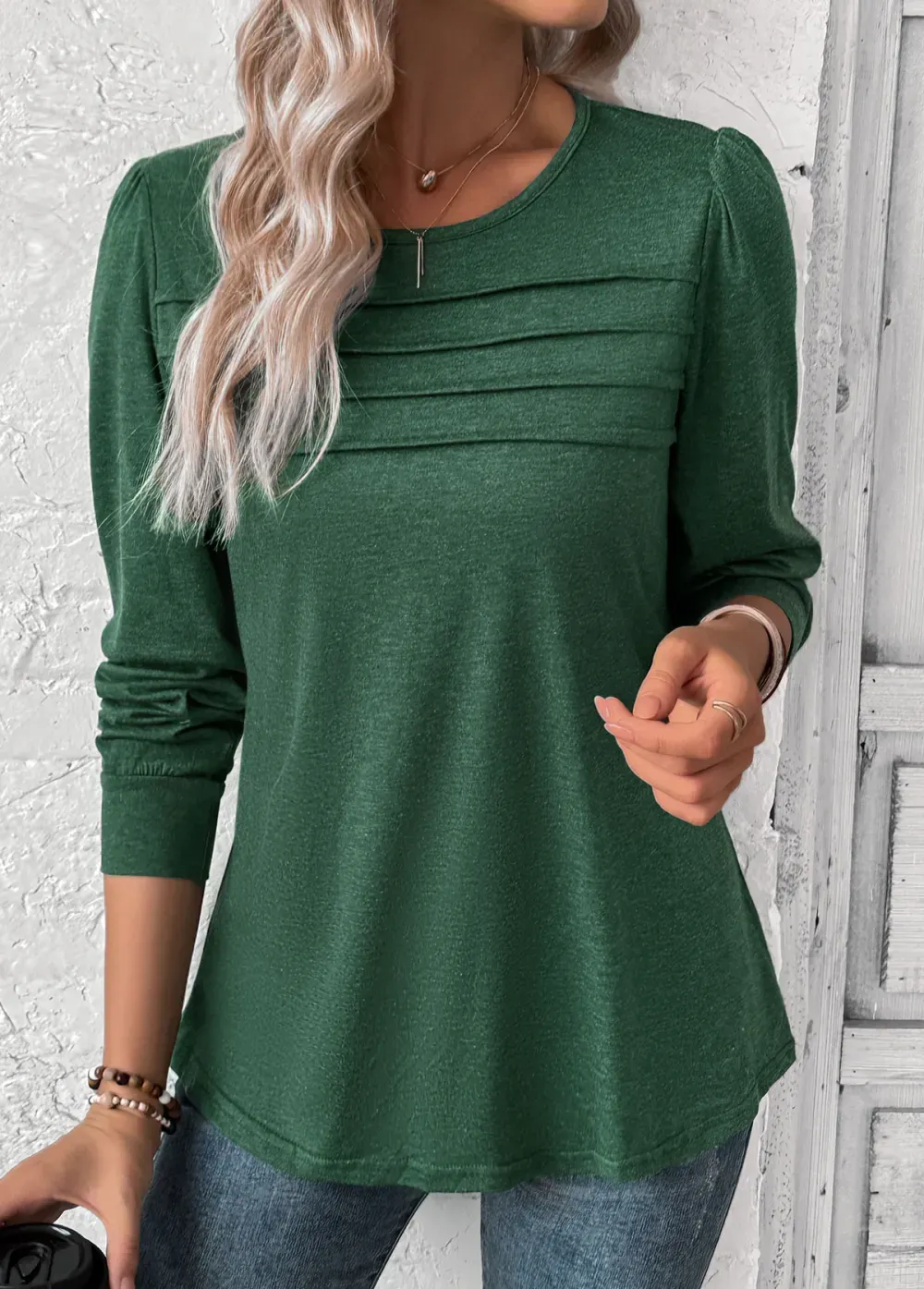 Green Long Sleeve Round Neck T Shirt