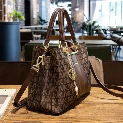 striped print tote bag