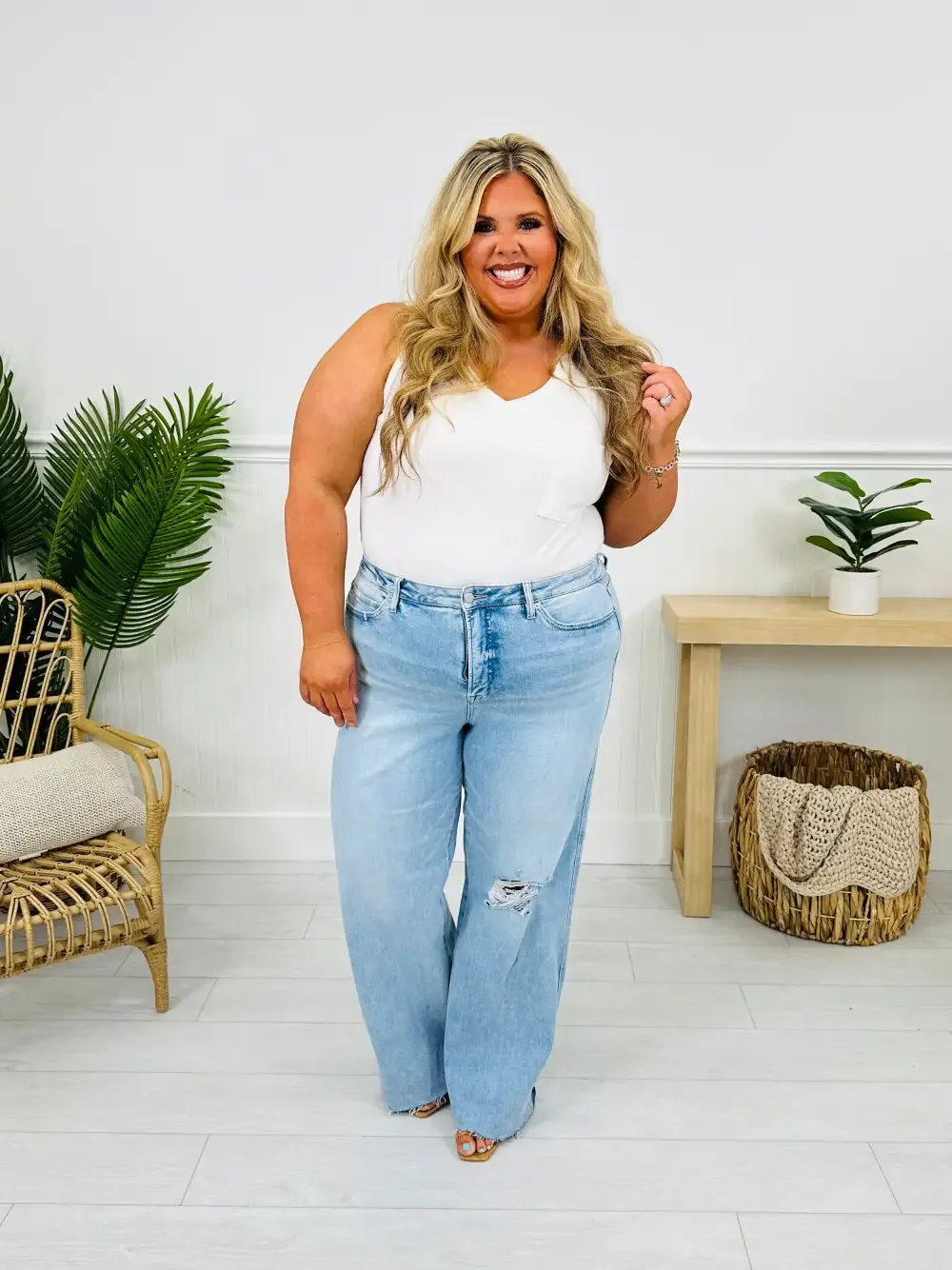 MOCO Exclusive Just Like That Wide Leg Jeans