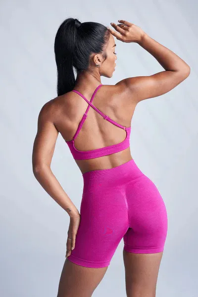 W327 - CORE SEAMLESS SPORTS BRA