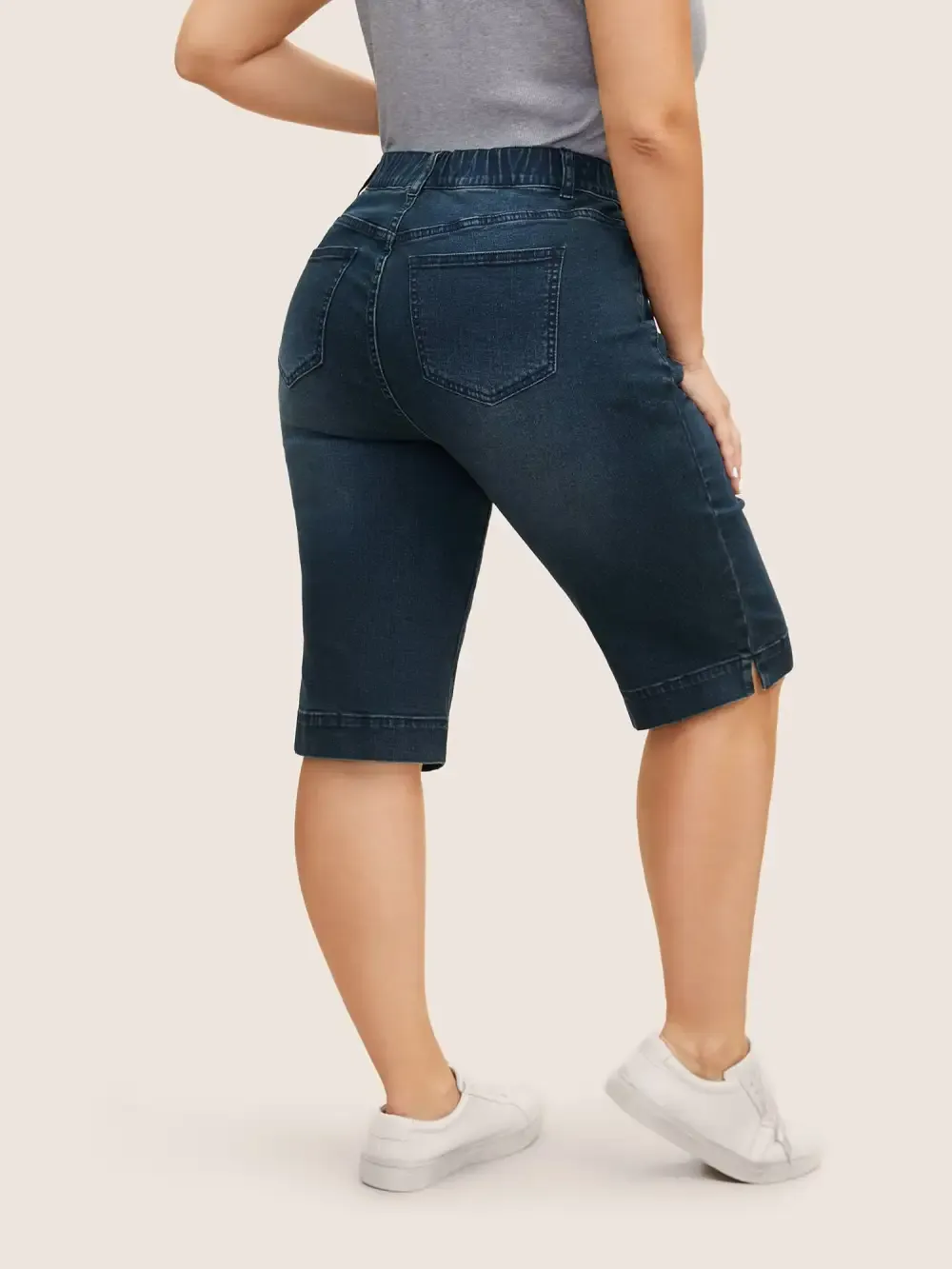 Vintage Dark Wash Slit Hem Cropped Jeans