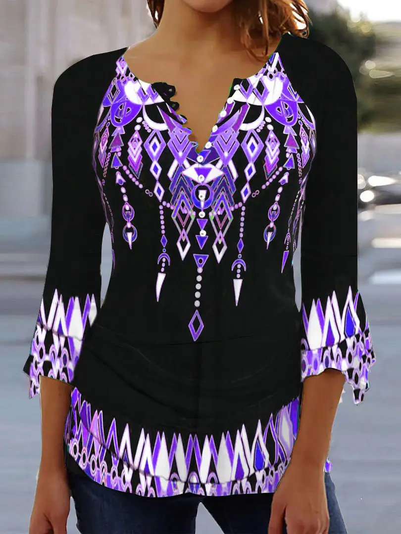 Women's Graphic Printed 3/4 Sleeve V-neck Top