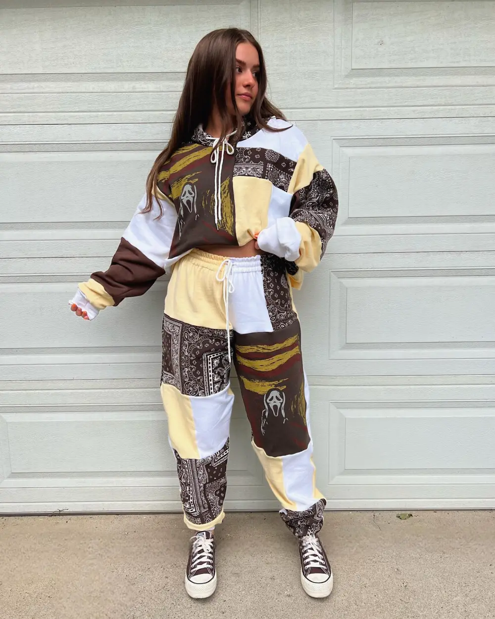 Khaki 2 piece set tops and bottoms how perfect and cozy piece for your Halloween day