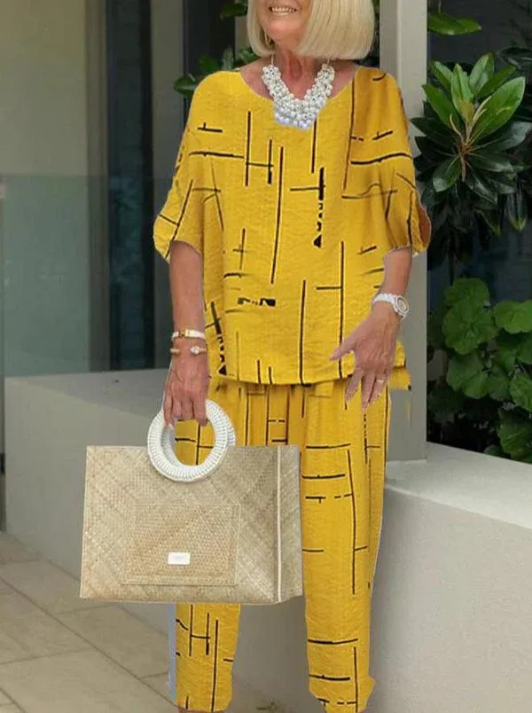 Round Neck 5 / 4 Sleeve Top Slacks 2-piece Set