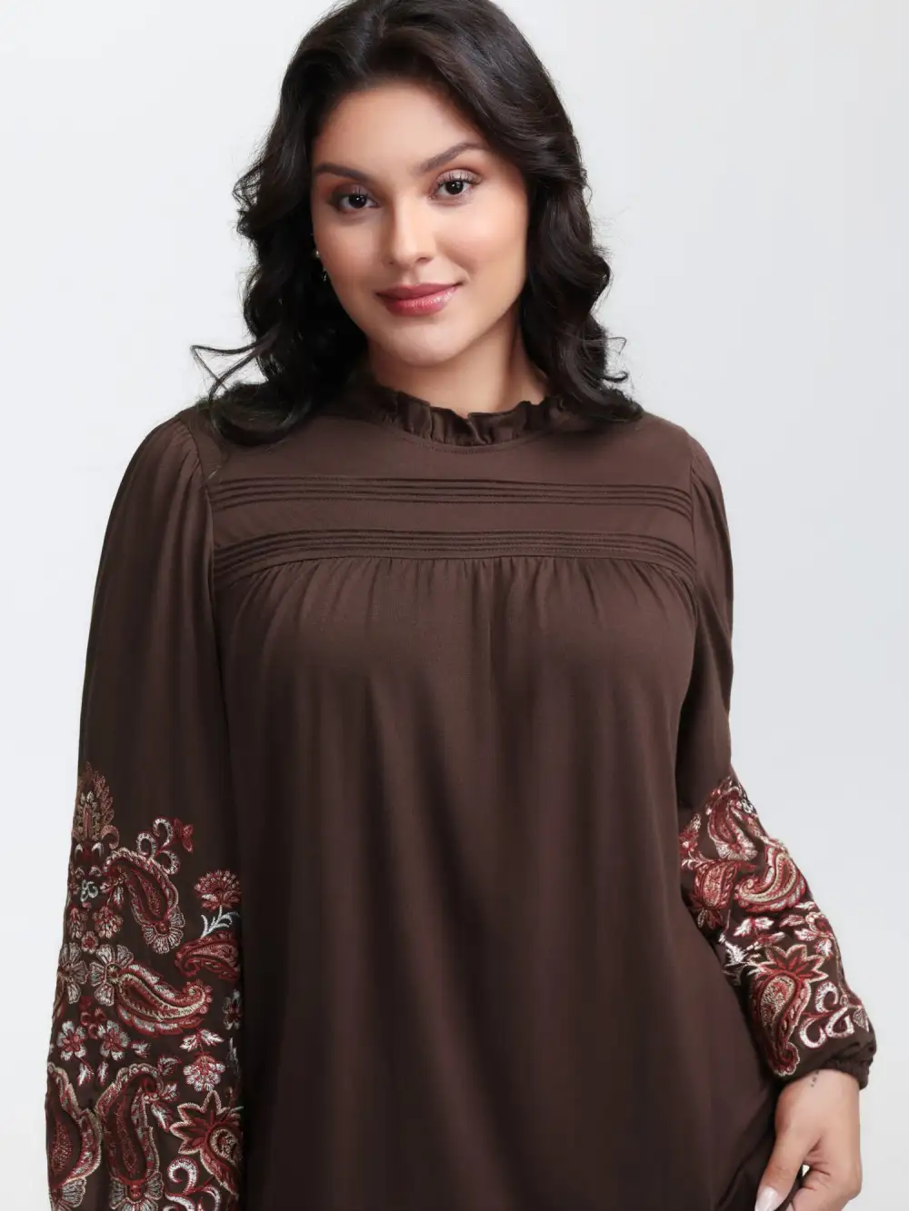 Floral Embroidered Ruffled Collar Top