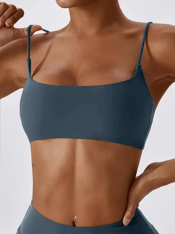 Women's Solid Wireless Sports Bra – Breathable Strappy Activewear Top