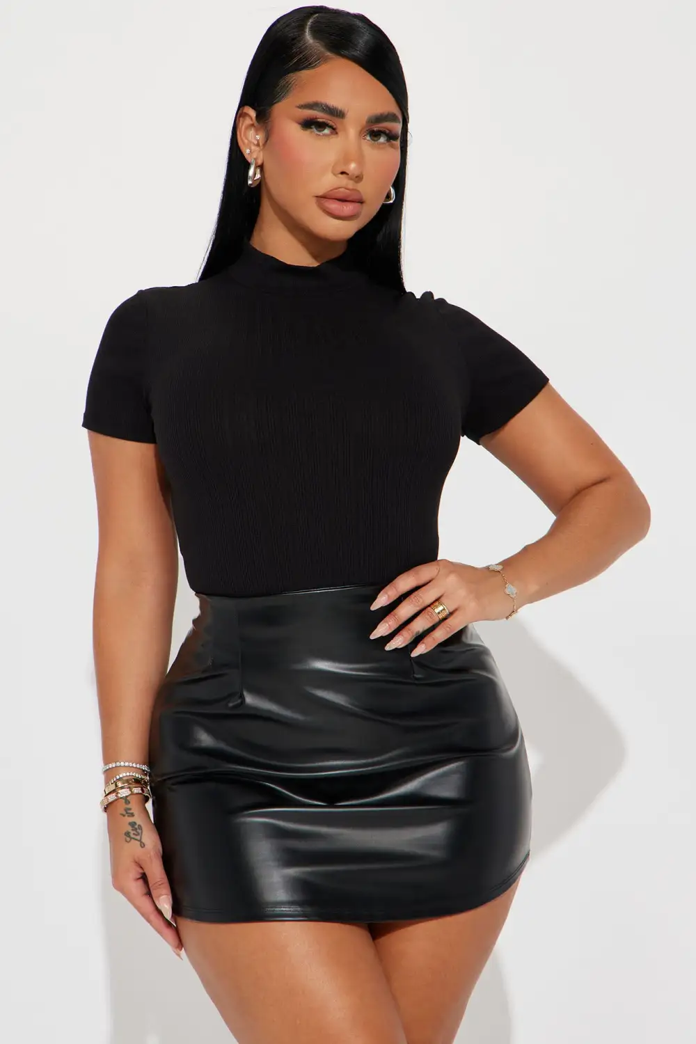 Chelsey Ribbed Top - Black