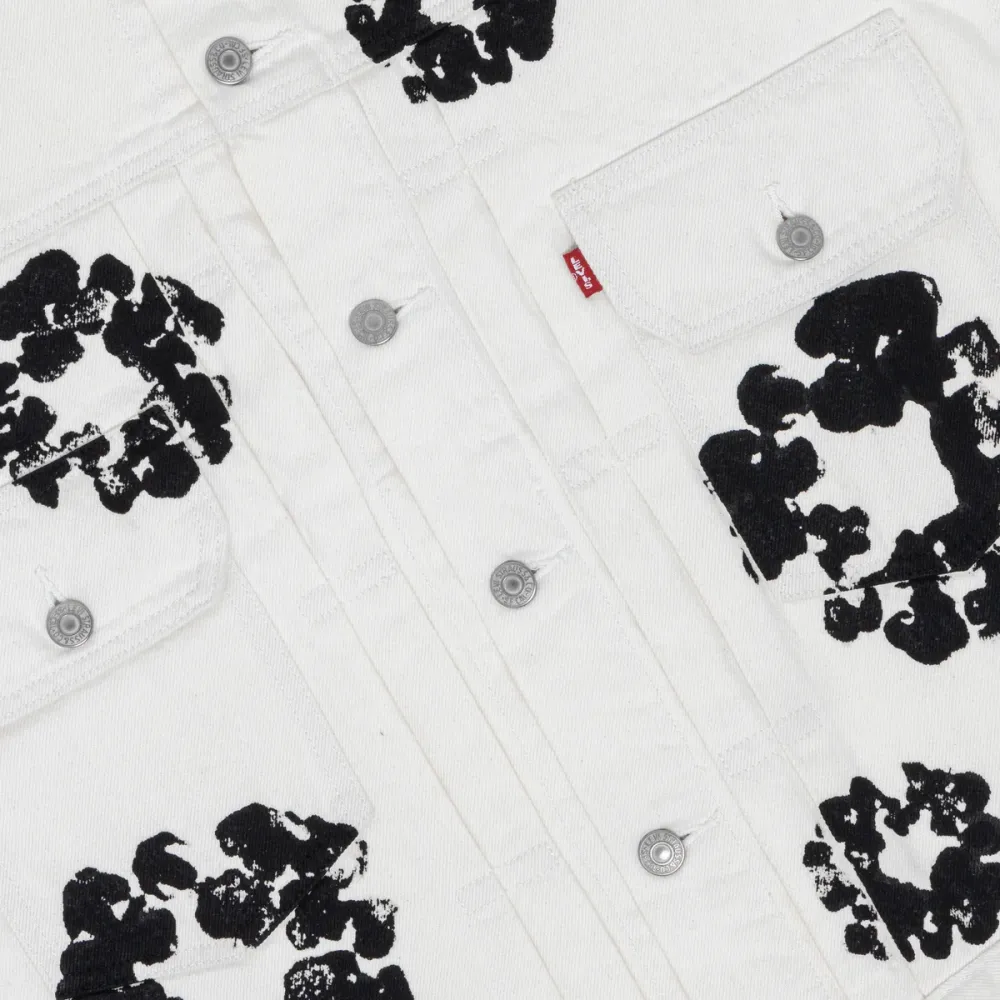 Type-2 All Over Wreath White