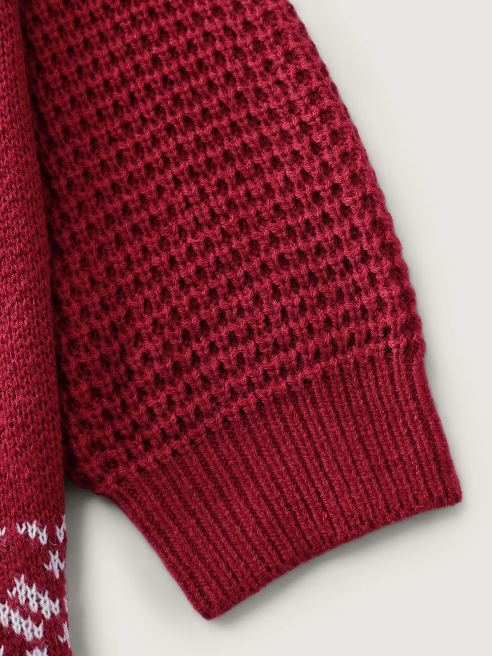 Festive Cat Micro Lantern Sleeve Pullover