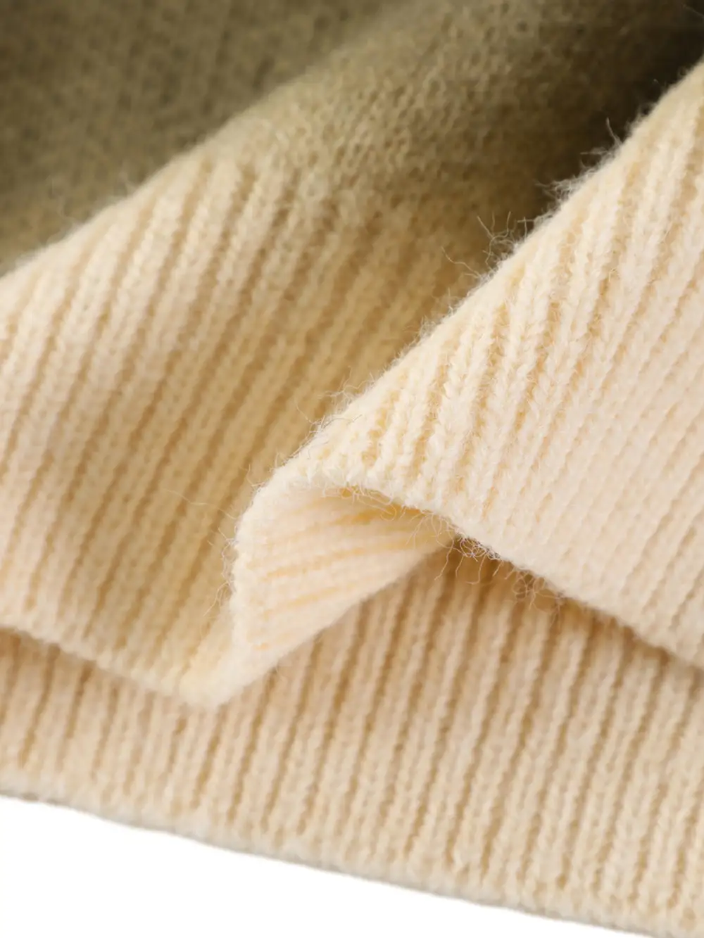 Retro Letters Jacquard Crew Neck Sweater