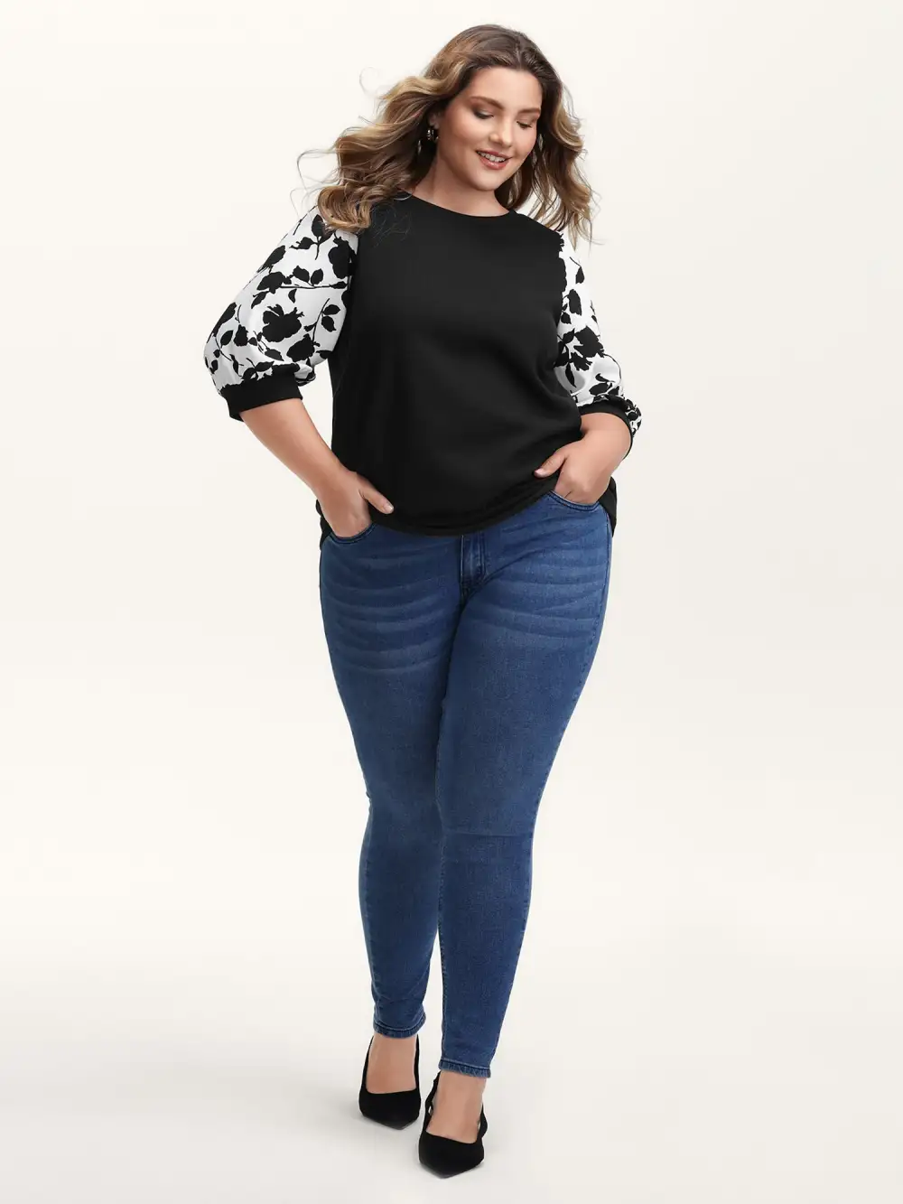 Textured Floral Puffy Sleeve Sweatshirt