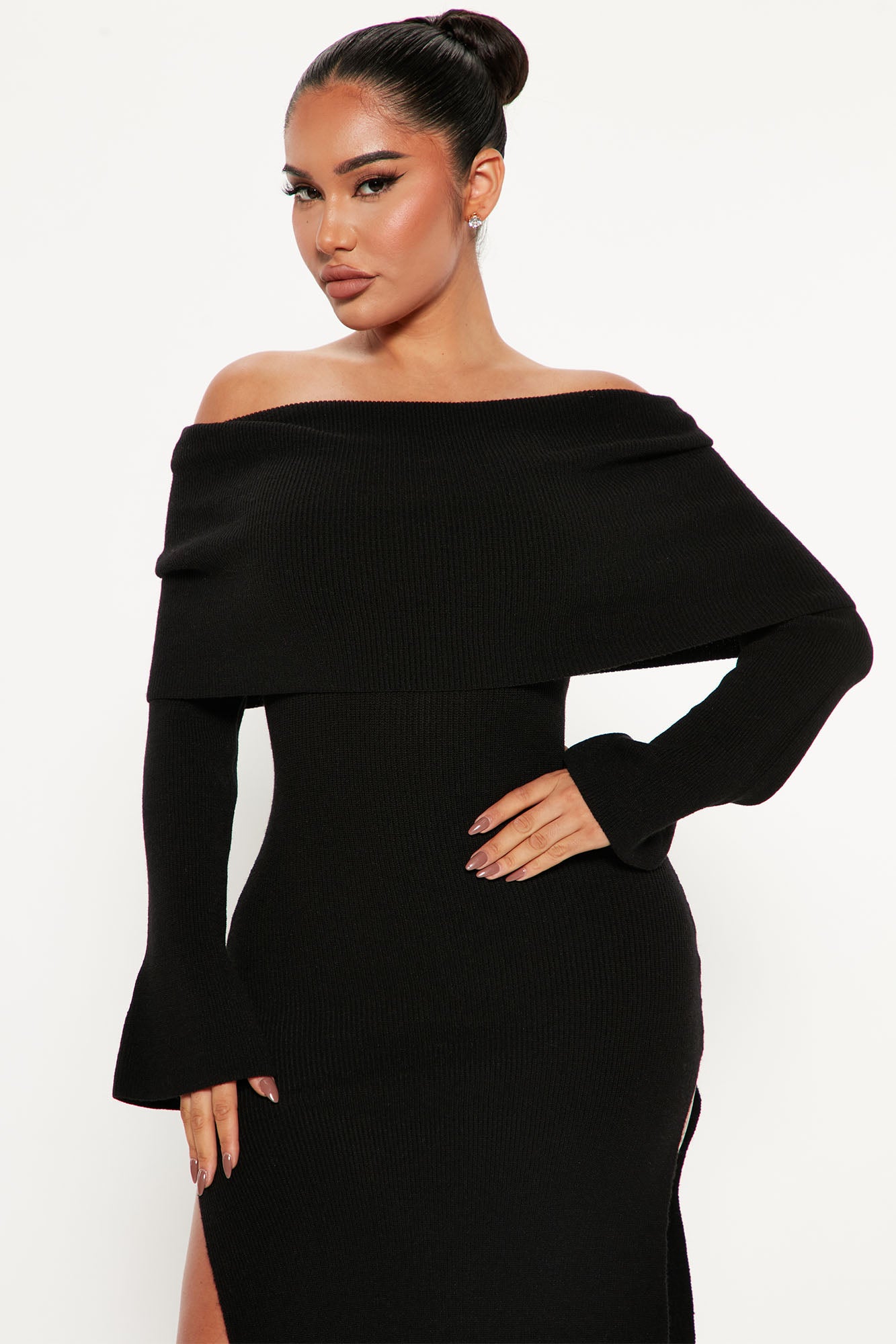 Grab Some Coco Sweater Maxi Dress - Black