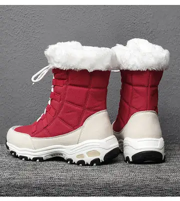 EVERYDAY FAUX FUR TRIM WATERPROOF WOMEN'S BOOTIE