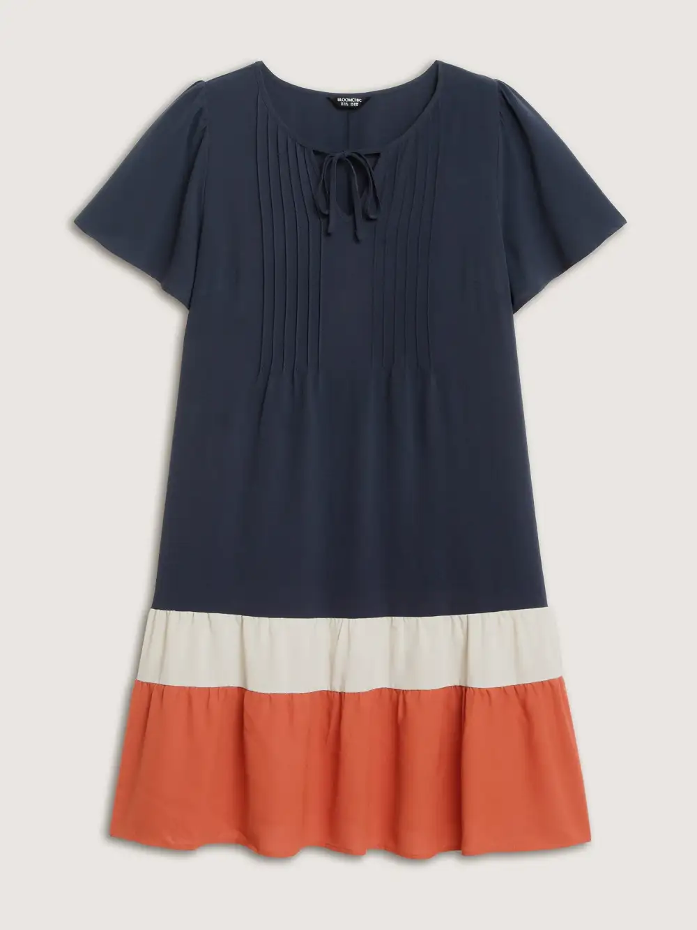 Color Contrast Plicated Detail Midi Dress