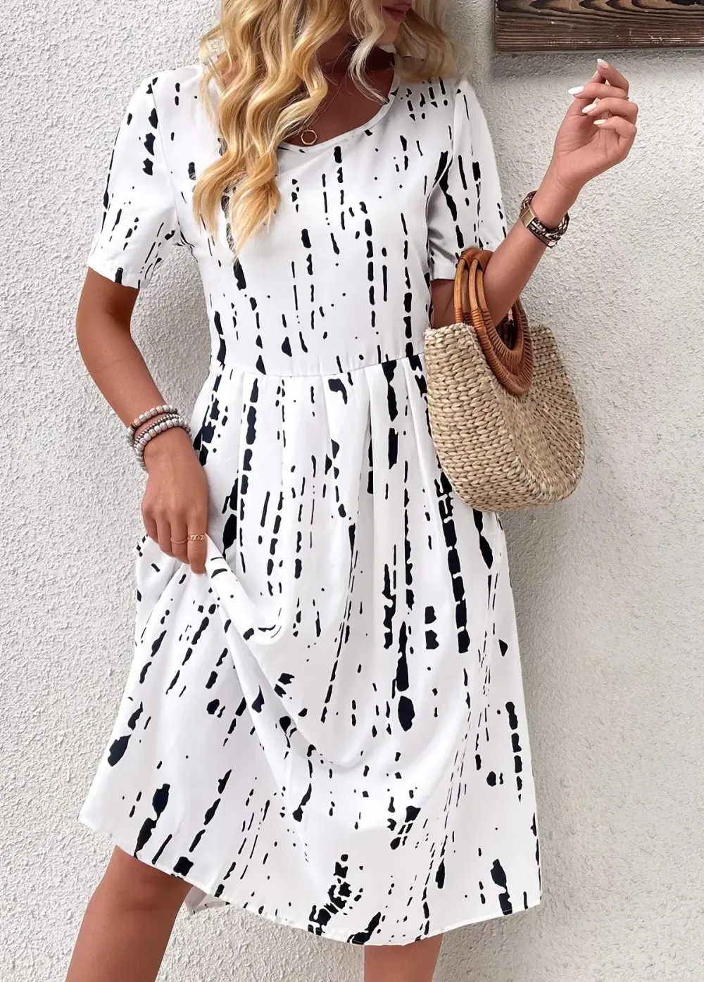 Black Geometric Print Short Sleeve Round Neck Dress