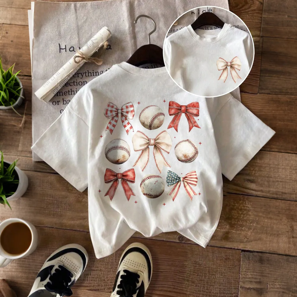 Combination Of 4 Baseballs And 5 Different Bows, One Of Which Features An American Flag, For A Casual T-Shirt.