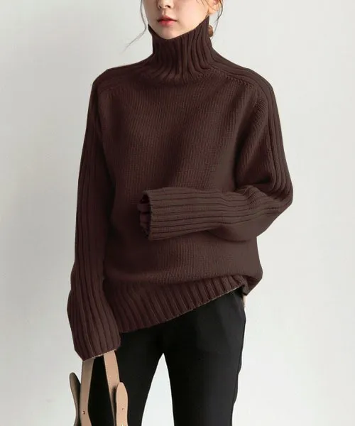 Simple Pit Strip Turtleneck Sweater