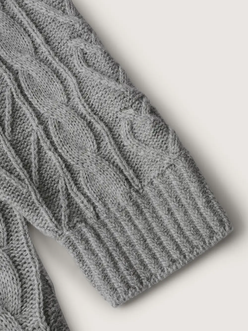 Color Block Cat Pattern Arc Hem Pullover