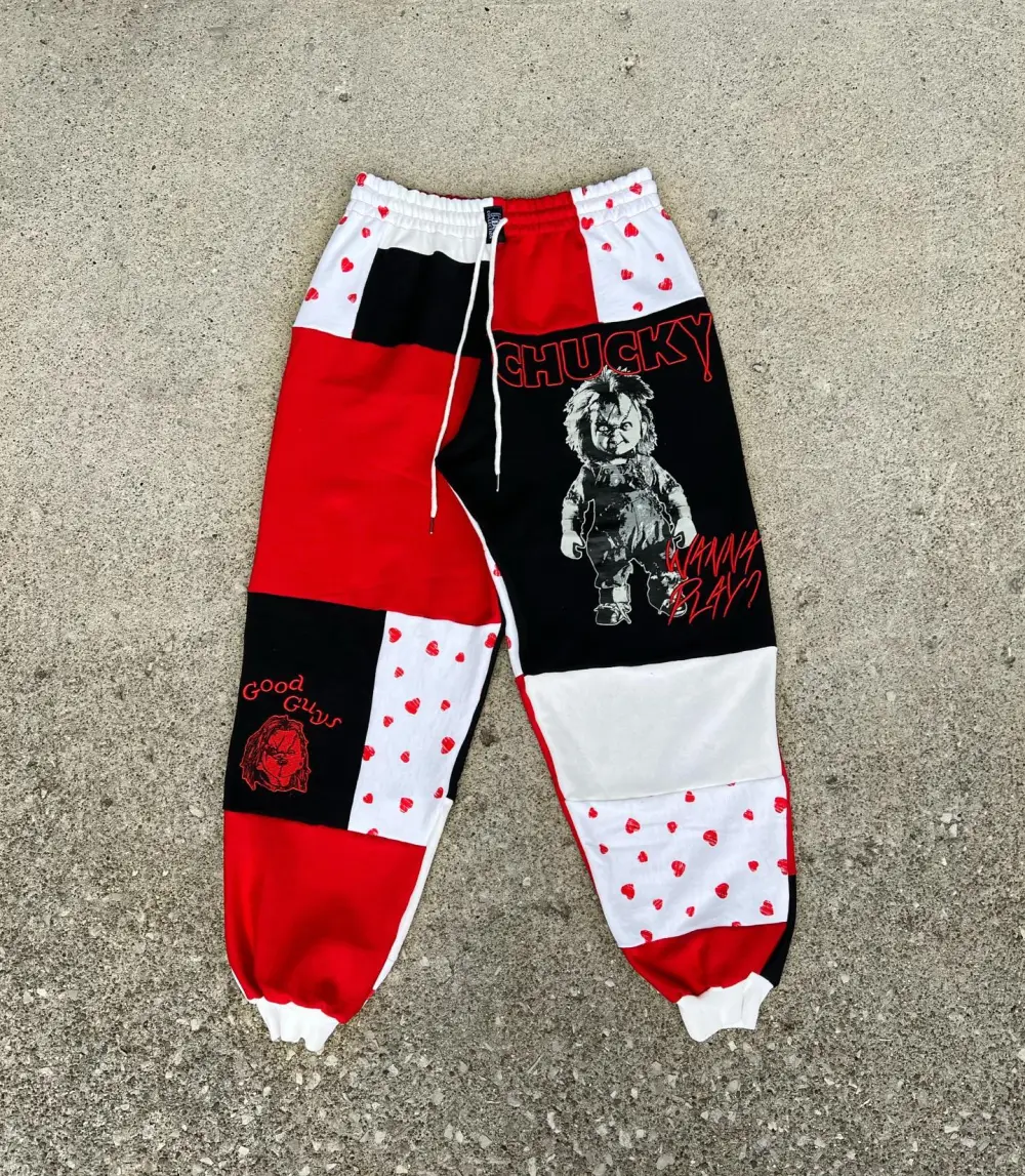 Red sweatpants how perfect and cozy piece for your Halloween day