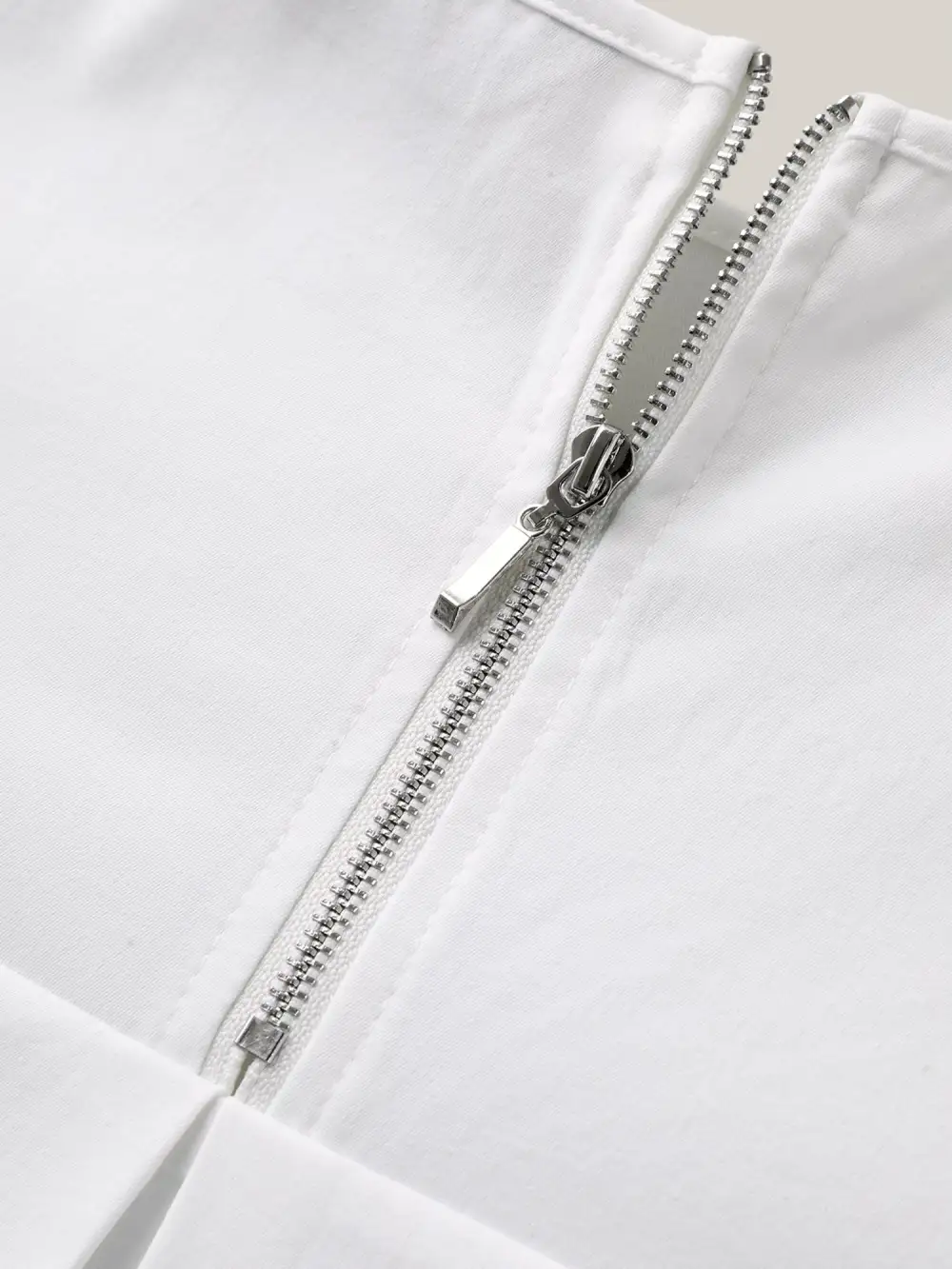 Classic Plain Boat Neck Zipper Blouse