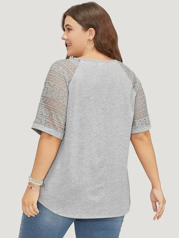 Solid Pocket Contrast Lace Raglan Sleeve Arc Hem T-shirt