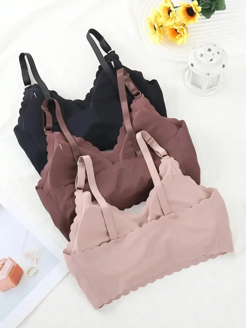 Basics 3pcs Seamless Wave Edge Adhesive Bra Set With Removable Cups