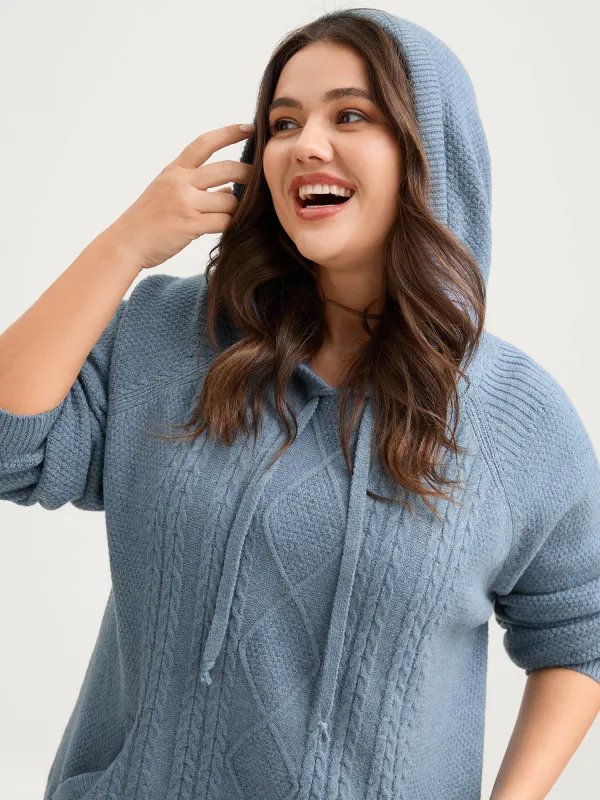 Cable Knit Curvy Hem Hooded Pullover