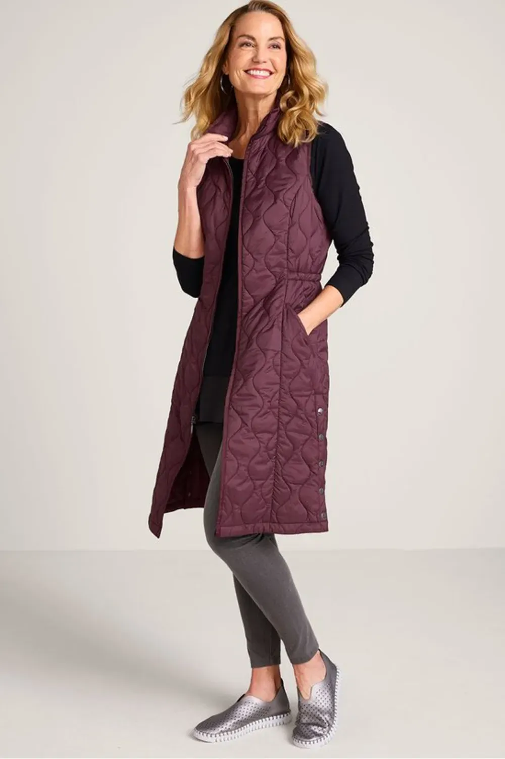 Daybreaker Lightweight Long Quilted Vest