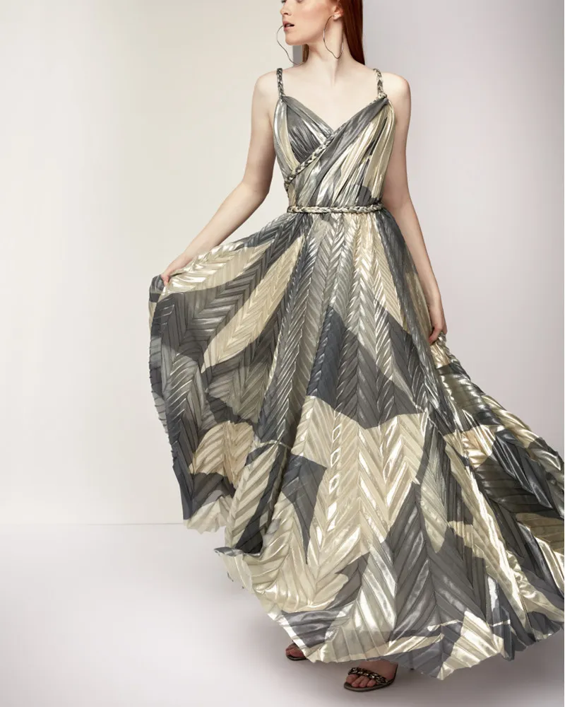 Elegant dress with floral pattern