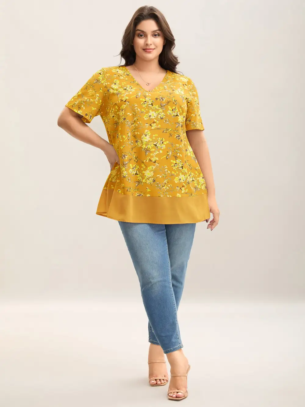 Garden Print Spliced V-Neck Blouse