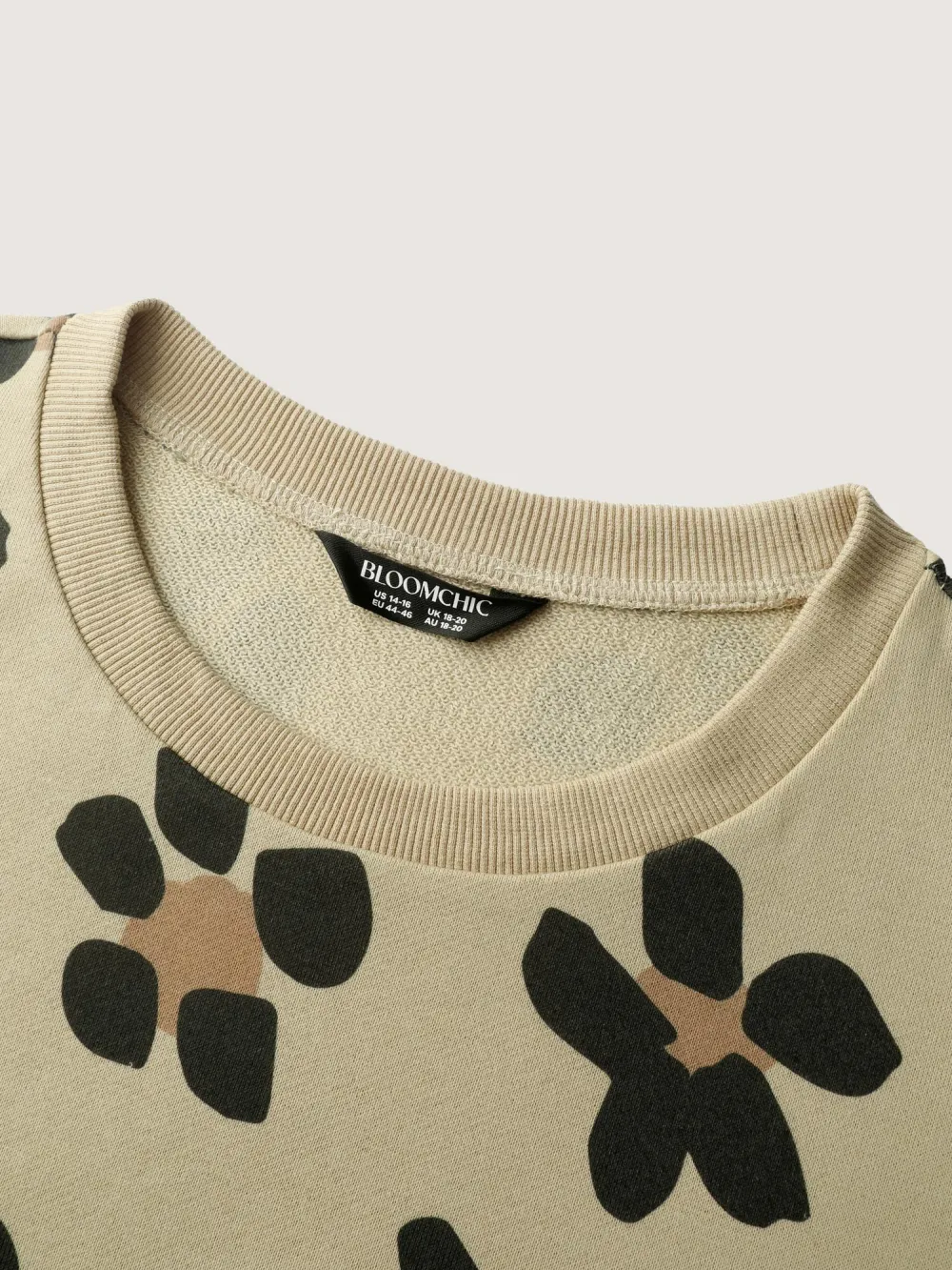 Wild Floral Print Relaxed-Fit Sweatshirt