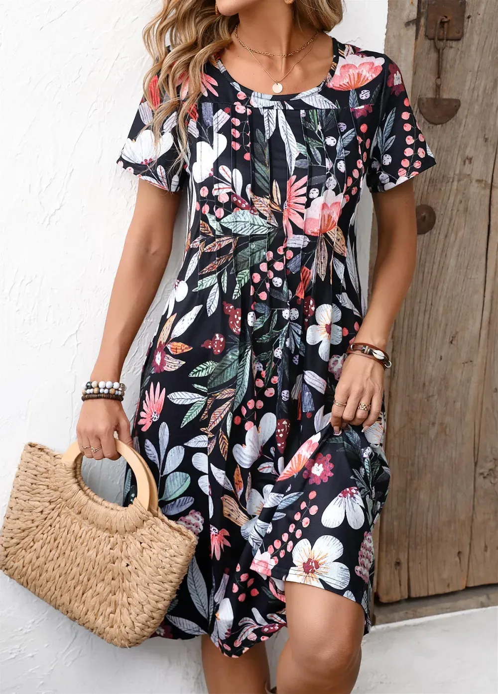 Black Pocket Floral Print Short Sleeve Round Neck Dress