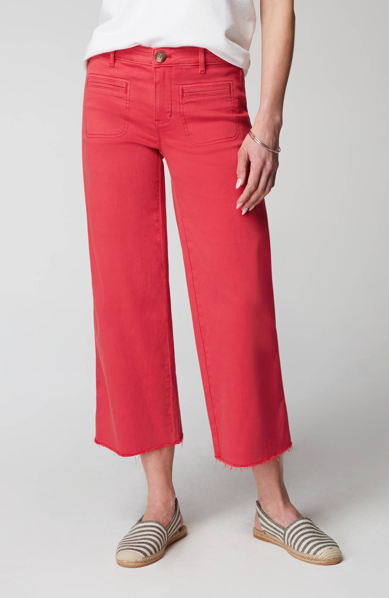 Wide-Leg Welt-Pocket Crops