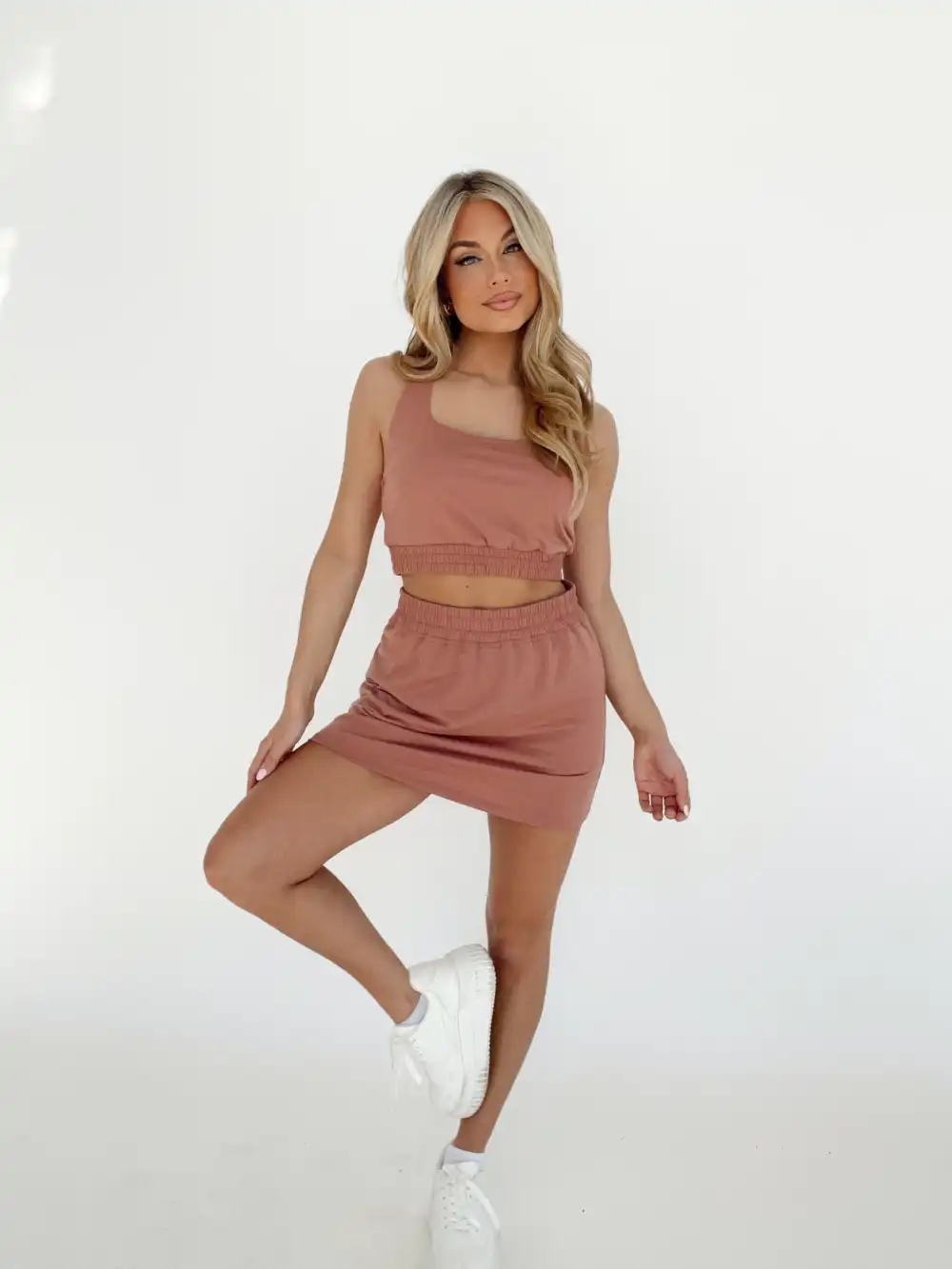 Match Point Tank