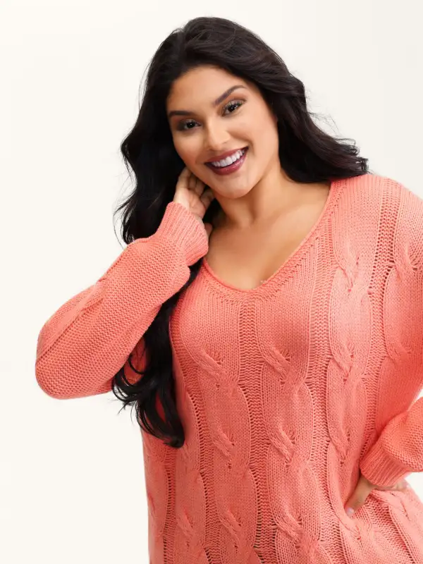 Cable Knit V-Neck Solid Pullover